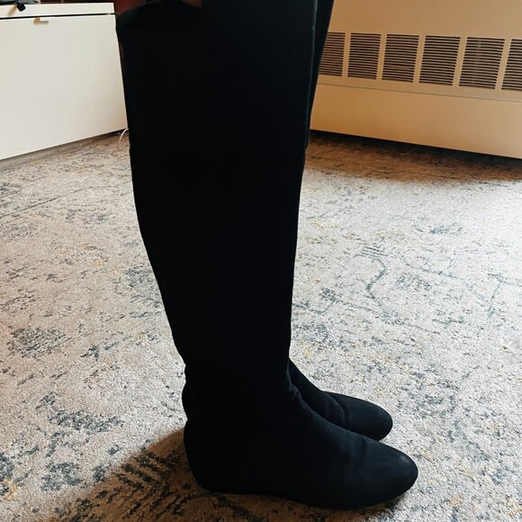 Stuart Weitzman Mainline black suede boots, size 5.5 - Picture 2 of 7